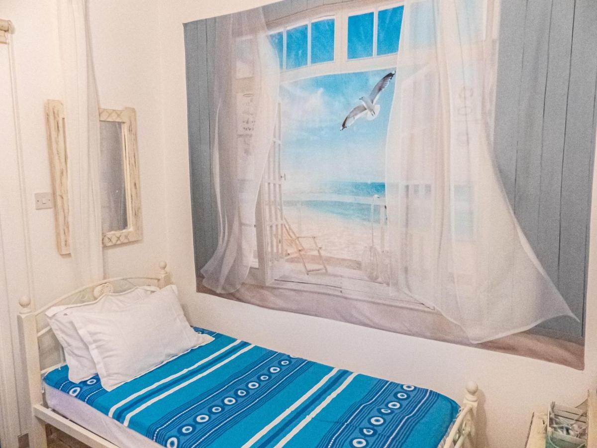 Greek Island Style 2 Bedroom Villa With Pool Next To The Sea Lárnaca Exterior foto
