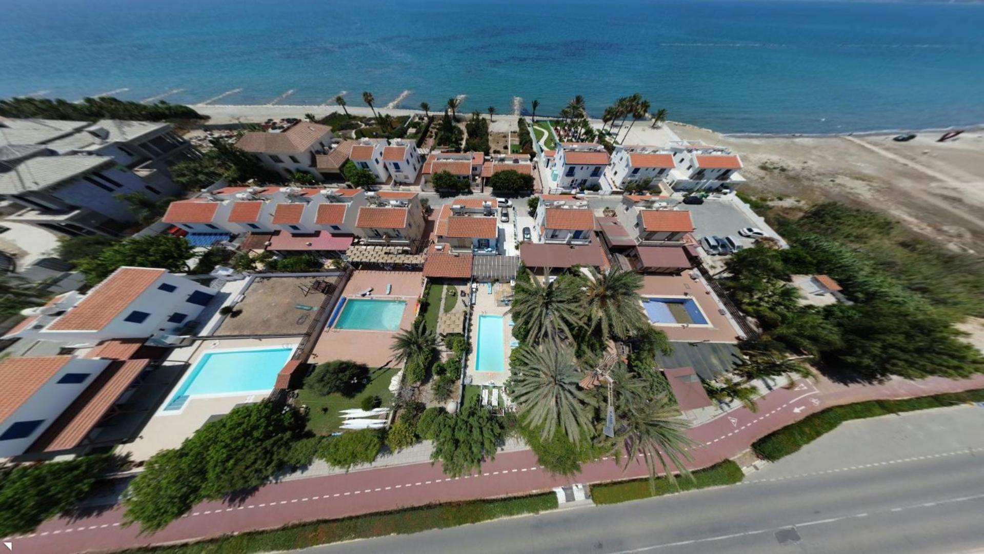 Greek Island Style 2 Bedroom Villa With Pool Next To The Sea Lárnaca Exterior foto
